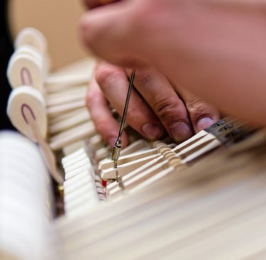 Réglages Pianos Lyon- Accordeur de Pianos Lyon- Technicien diplomé 