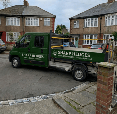 sharp hedges truck in darlington