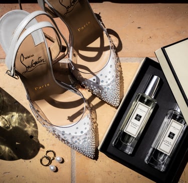 shoes and parfum of bride on a wedding curated by Francesco Margaretini