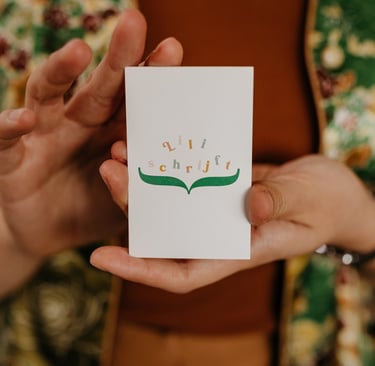 Lili schrijft visitekaartje