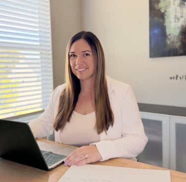 Bookkeeper Jana Muniz helping small business owners understand their financial position