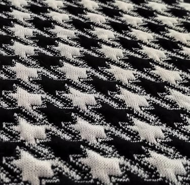 Chanel style fabrics, Yarn-dyed woollen tweed