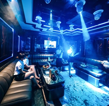 Phòng VIP trang trí bắt mắt tại Karaoke Monaco Hà Nội – nơi lý tưởng để check-in sang chảnh.