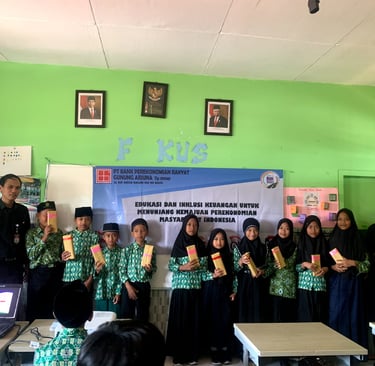Edukasi Inklusi Keuangan SD Batu