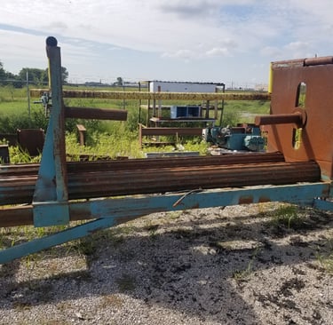Old Used Rusted Wire Mesh Roller Payoff Table for rebuilding