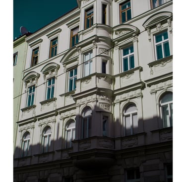 Künstlerische Fotografie mit Fokus auf Struktur und Licht