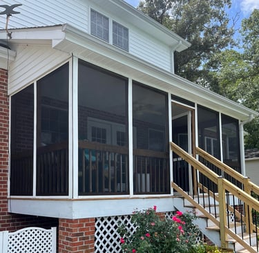 Screen porch featuring original screen tight in Charleston.
