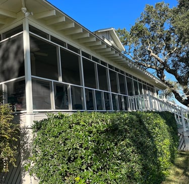 Modern screen porch design featuring durable materials and sleek construction.