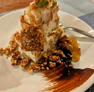 Dessert maison au restaurant de l’hôtel Ocean Lodge à la Baie de Sakalava à Diego-Suarez Madagascar