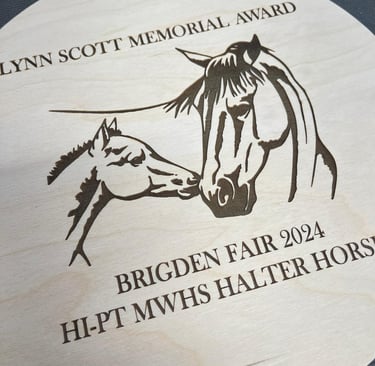 Customized engraving service on wood and acrylic.