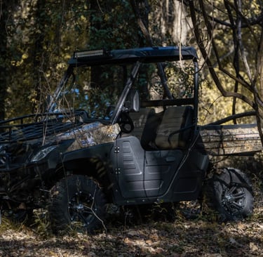 camo huntve utv hidden in bushes