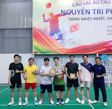 học cầu lông