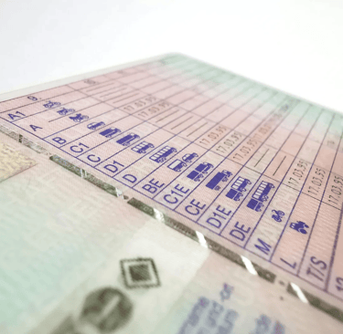 Führerschein bei Fahrschule Fahrfrequenz