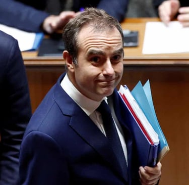 French Prime Minister Sébastien Lecornu Survives Two No-Confidence Votes Amid Budget Showdown