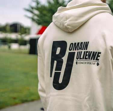 Hoodie floqué du logo Romain Julienne Coach Sportif