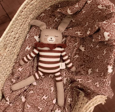 grand doudou lapin main sauvage