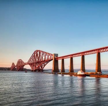 the forth rail bridge at south queensferry