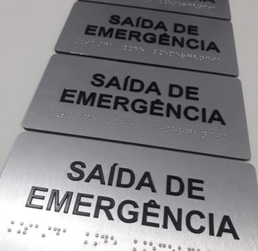Placa em Braille ACM