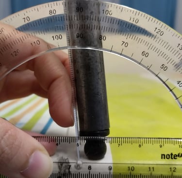 detalle medida ângulo lateral cadeira