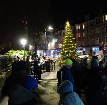 Edinburgh Gilbert and Sullivan Singers event on  Old Colt Bridge 2025