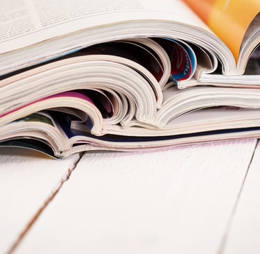 Foto de revistas e rankings jurídicos abertos