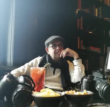 marhart assis en pause au chateau frontenac