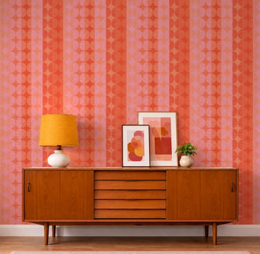 Fun eclectic retro wallpaper in pink and orange