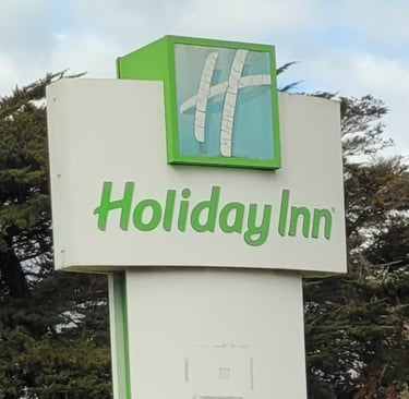 HOLIDAY INN