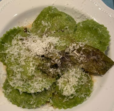 Handmade spinach ravioli ready to eat 