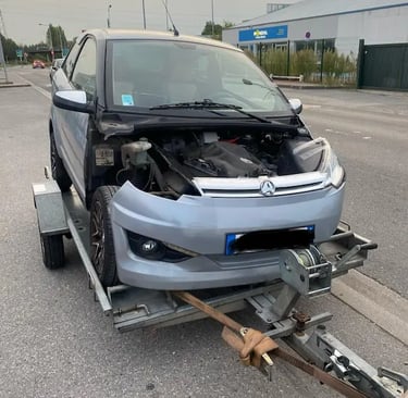 Dégâts acceptés sur voiture sans permis accidentée