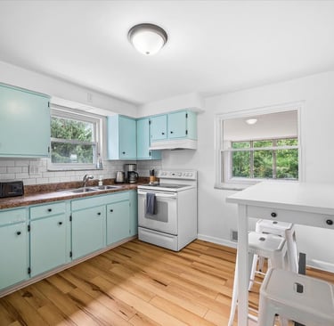 Stylish two-story home in quiet Northside neighborhood of Pittsburgh—perfect for families or groups 