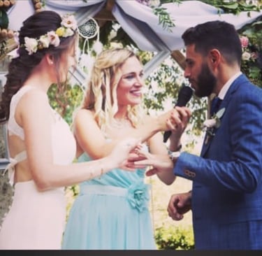 OFFICIANT de ceremonie