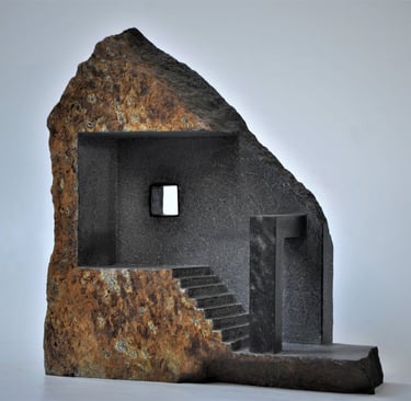 V Vasili The House of  Uncle Tom, 36x13x38cm,Ironstone, 2017