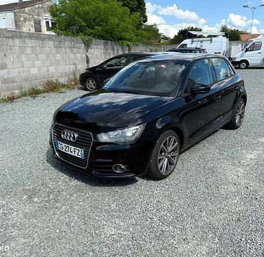 Audi A1 sportback 1,6 litre TDI noire de 2012, 186000 km, à vendre 7990 euros