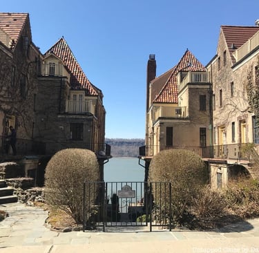 A Hudson view co-op in Riverdale