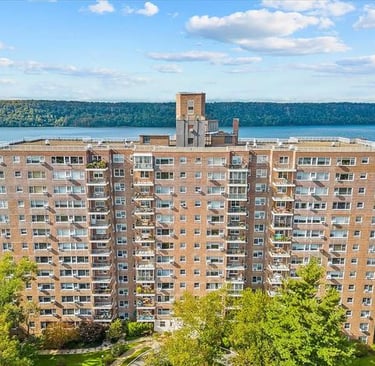 A Hudson view co-op in Riverdale