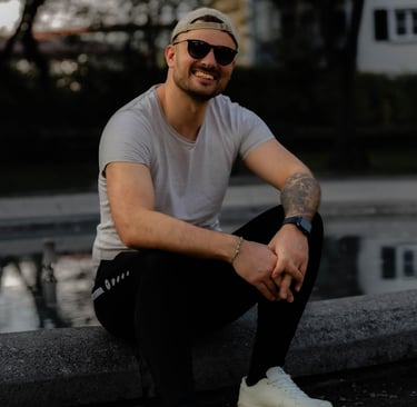 Hochzeitsfotograf Kevin Oettlin – Euer Fotograf für authentische Hochzeitsreportagen aus Aulendorf