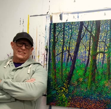 Kevin McKeown artist in his studio. 