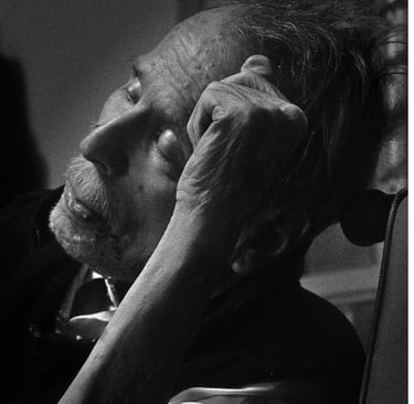 homme fatigué chronique