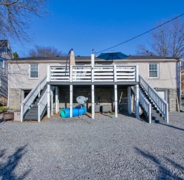 Discover our charming farmhouse inspired duplex rental in Nashville's Cherokee Park neighborhood