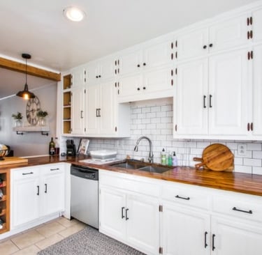 Discover our charming farmhouse inspired duplex rental in Nashville's Cherokee Park neighborhood.