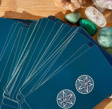 Kuidas segada taro kaarte Soul Sisters Tarot