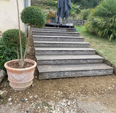 Terrasse en bois faite par Laroux Menuiserie