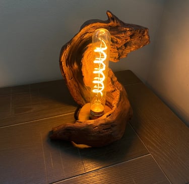 Projet de création d'une lampe de chevet de Laroux Menuiserie