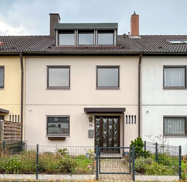 Gepflegtes Reihenmittelhaus mit schönem Garten – professionelle Unterstuetzung beim Verkauf Ihrer Immobilie in Fuerth