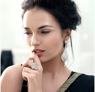 famous indian photographer Mukul Raut Feature by Sun Jeweller