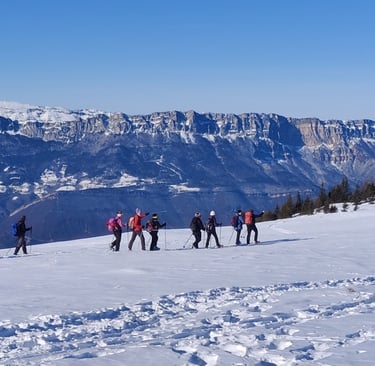 Randonnée raquette en vallée de Belledonne dans les Alpes