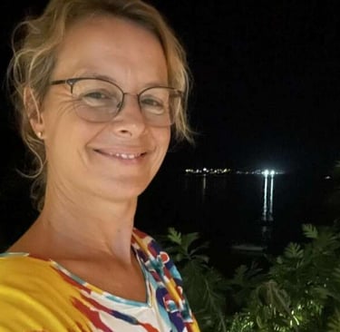 photos de la masseuse et formatrice caroline