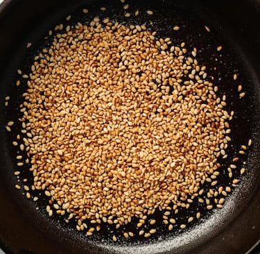 Roasted sesame seeds