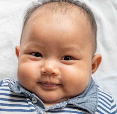 new-born-photo-editing-eyes-and-face-retouching
